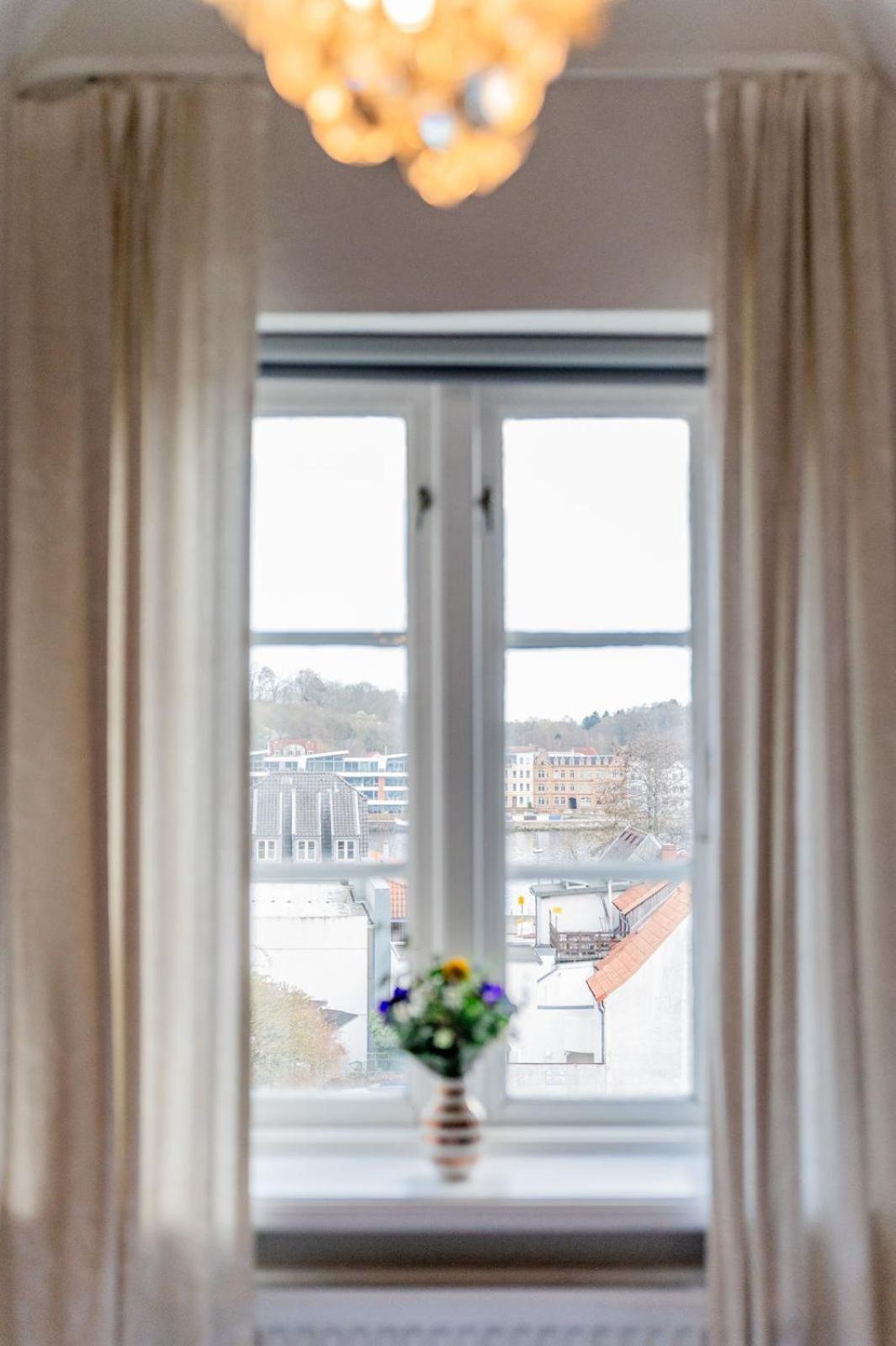 Hafenblick Ferienwohnung In Der Altstadt Mit Parkplatz Flensburg Zewnętrze zdjęcie